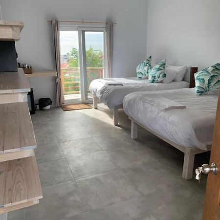Crown Malapascua Hotel Ngoại thất bức ảnh