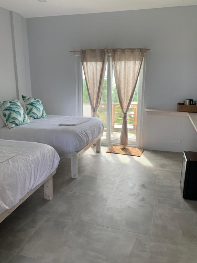 Crown Malapascua Hotel Ngoại thất bức ảnh