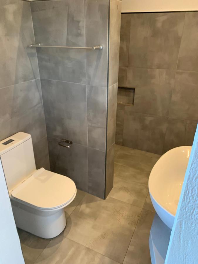 Crown Malapascua Hotel Ngoại thất bức ảnh